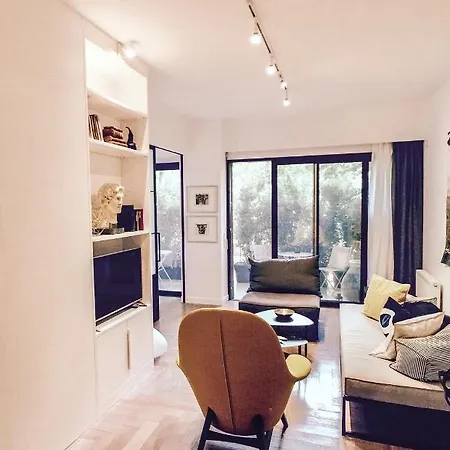 Apartment Vibrant Urban Chic Athens